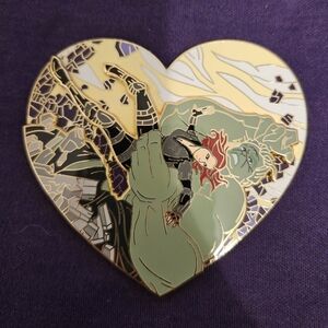 "Marvel Bruce & Natasha Heart" Fantasy Pin